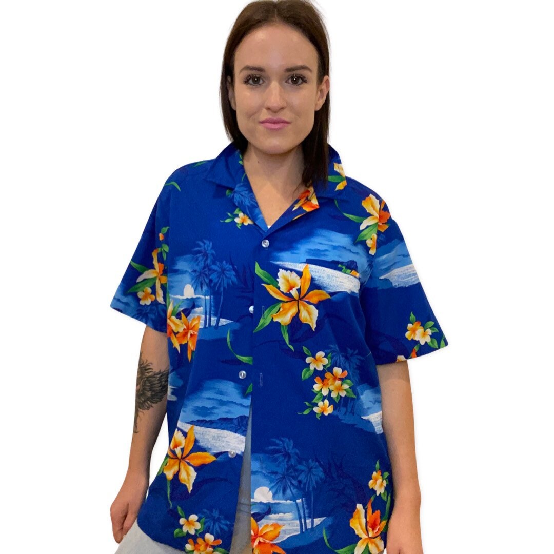 80's Hawaiian Shirt, Button Up Retro Hawaii Shirt, 80s Party Shirt, Tropical Print, Large, xl, Oversized Button Up Top, Short Sleeve