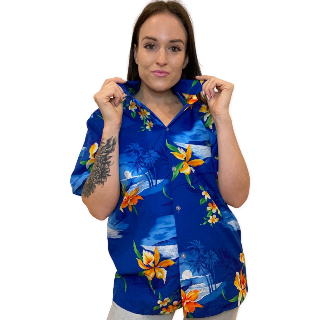 80's Hawaiian Shirt, Button Up Retro Hawaii Shirt, 80s Party Shirt, Tropical Print, Large, xl, Oversized Button Up Top, Short Sleeve
