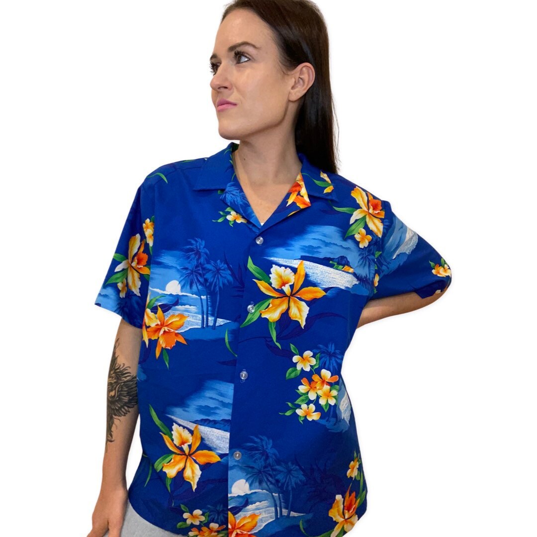 80's Hawaiian Shirt, Button Up Retro Hawaii Shirt, 80s Party Shirt, Tropical Print, Large, xl, Oversized Button Up Top, Short Sleeve
