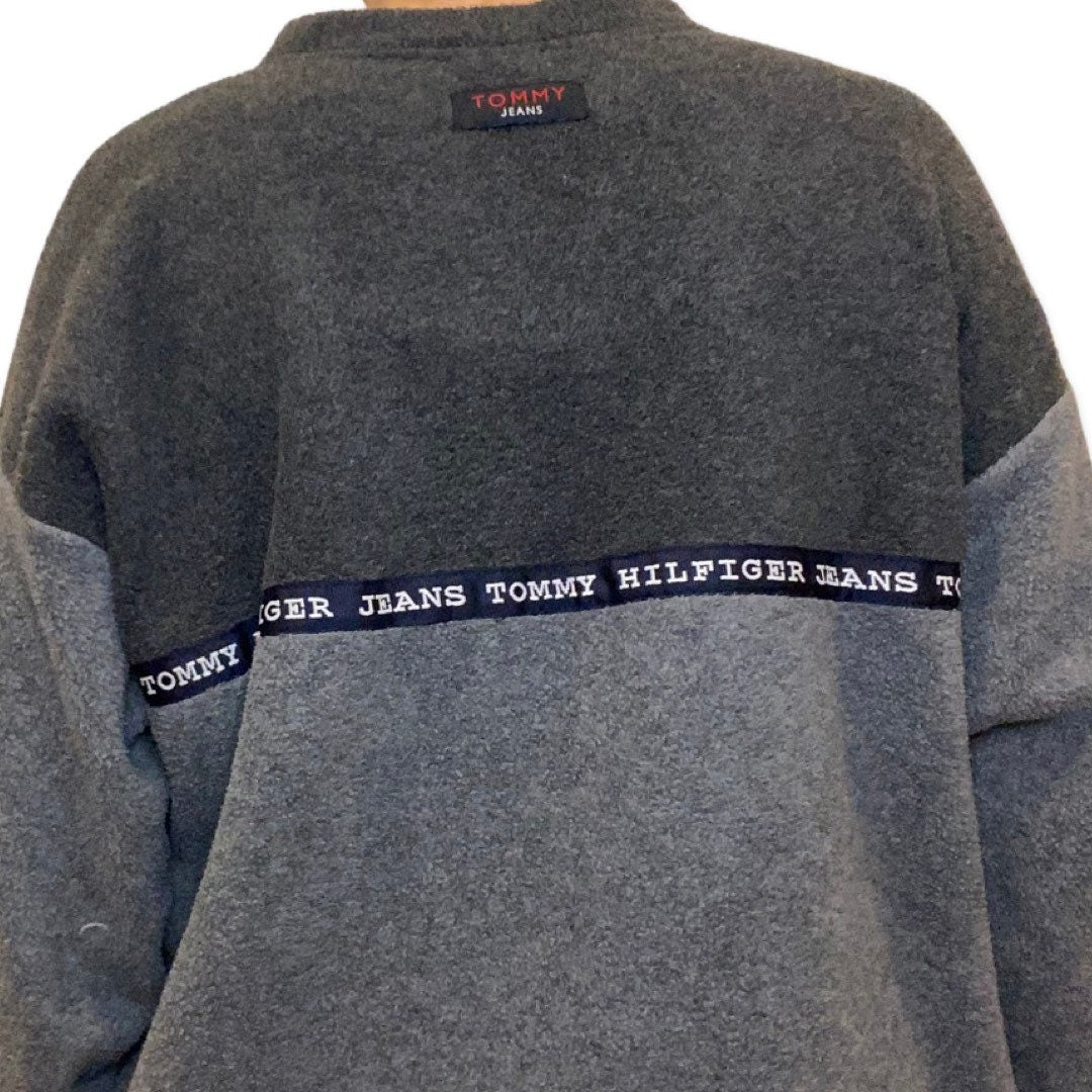 Tommy Hilfiger, 90's Fleece Sweater Warm Cozy Jumper, Pullover Fleece Crewneck Sweater, Oversized Color Block Sweatshirt, Grey Fleece