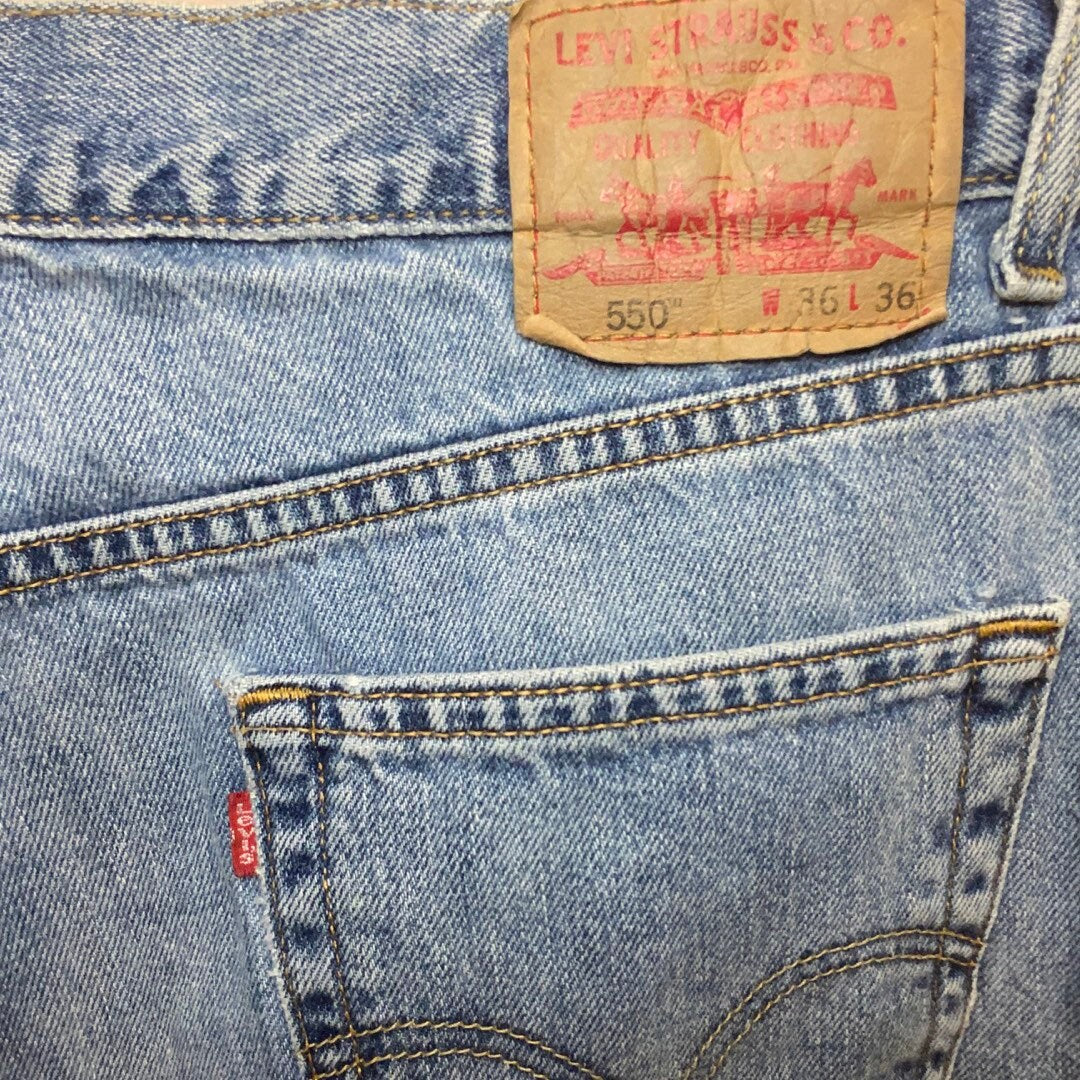 Vintage Levis 550 jeans, Levi denim pants, blue wash jeans, 90s denim, wide leg denim, baggy jeans, size W36 L32, 100% cotton, relaxed fit