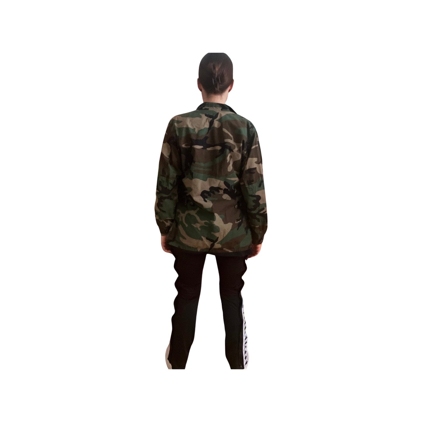 Vintage Camo Jacket - Cool Streetwear Fashion, Gender-Neutral Army Style, Size Medium